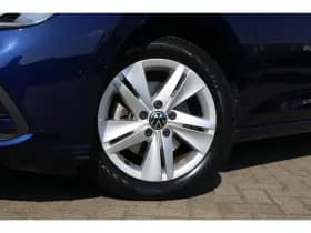 Volkswagen Golf thumbnail 12