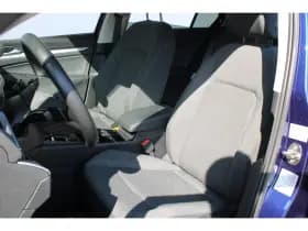 Volkswagen Golf thumbnail 14
