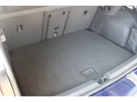 Volkswagen Golf thumbnail 16