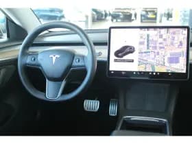 Tesla Model 3 thumbnail 17