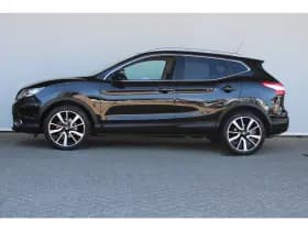 Nissan Qashqai thumbnail 8
