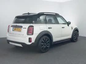 MINI Countryman thumbnail 2