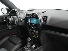 MINI Countryman thumbnail 3