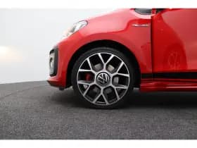 Volkswagen Up! thumbnail 16