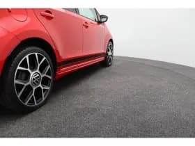 Volkswagen Up! thumbnail 36