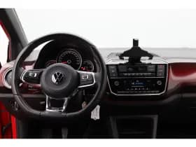 Volkswagen Up! thumbnail 8