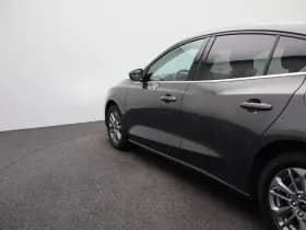 Ford Focus thumbnail 34