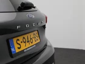 Ford Focus thumbnail 36