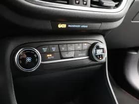 Ford Fiesta thumbnail 23