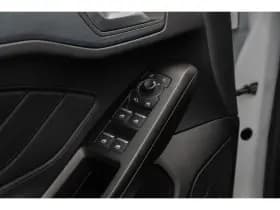 Ford Focus thumbnail 16