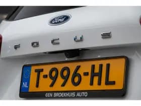 Ford Focus thumbnail 9