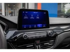 Ford Kuga thumbnail 44