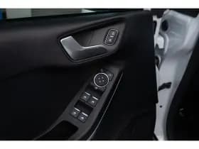 Ford Fiesta thumbnail 16