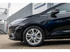 Ford Fiesta thumbnail 5