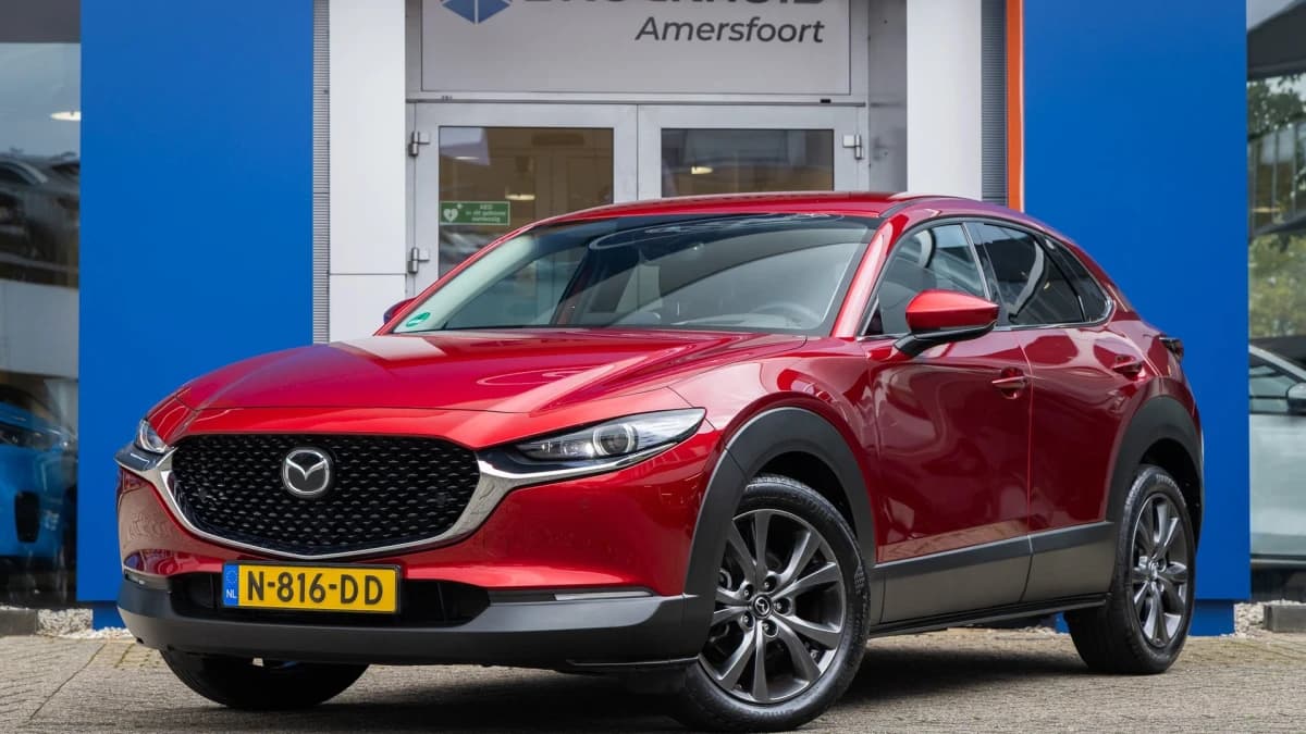 Mazda CX-30 — foto 1