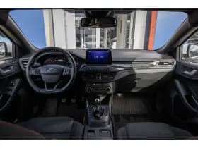 Ford Focus thumbnail 12