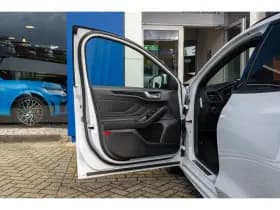 Ford Focus thumbnail 17