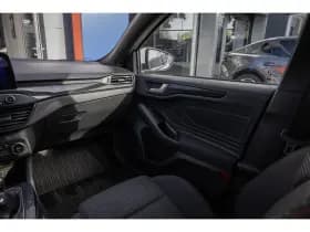 Ford Focus thumbnail 39