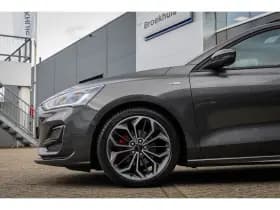 Ford Focus thumbnail 6