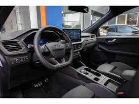 Ford Kuga thumbnail 2