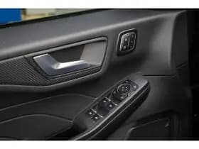 Ford Kuga thumbnail 23