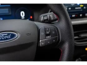 Ford Kuga thumbnail 31