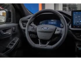 Ford Kuga thumbnail 33