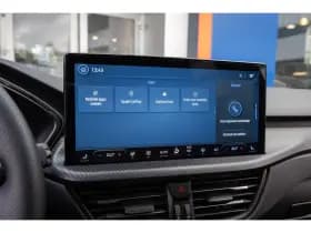 Ford Kuga thumbnail 44