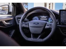 Ford Focus thumbnail 24