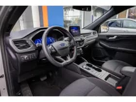 Ford Kuga thumbnail 2