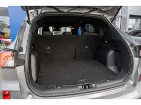 Ford Kuga thumbnail 16