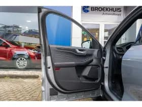 Ford Kuga thumbnail 17