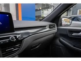 Ford Kuga thumbnail 29