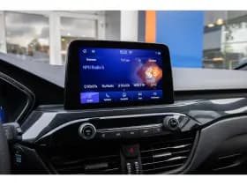 Ford Kuga thumbnail 35