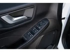 Ford Kuga thumbnail 18