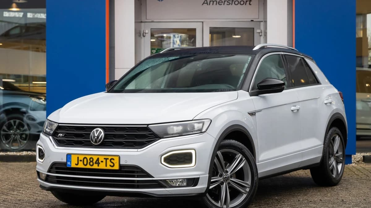 Volkswagen T-Roc — foto 1