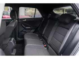 Volkswagen T-Roc thumbnail 13