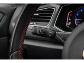 Volkswagen T-Roc thumbnail 24