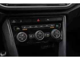 Volkswagen T-Roc thumbnail 30
