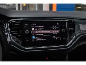 Volkswagen T-Roc thumbnail 33