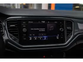 Volkswagen T-Roc thumbnail 34