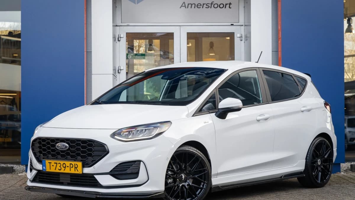 Ford Fiesta — foto 1