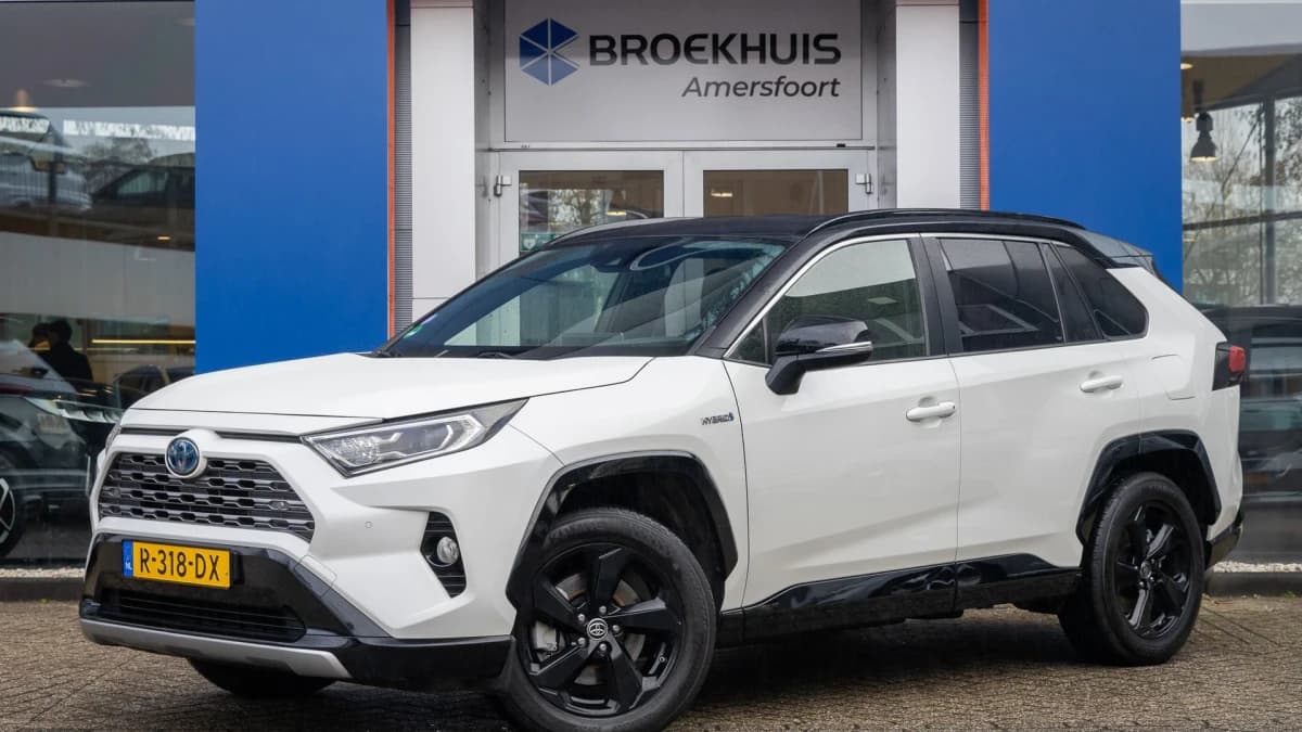 Toyota RAV4 — foto 1