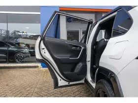Toyota RAV4 thumbnail 21