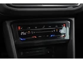 Volkswagen Tiguan thumbnail 36