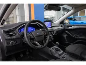 Ford Focus thumbnail 2