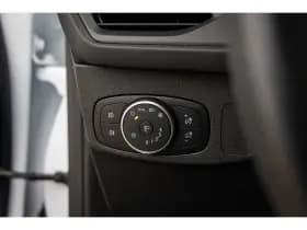 Ford Focus thumbnail 21