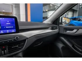 Ford Focus thumbnail 30
