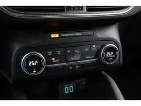 Ford Focus thumbnail 32