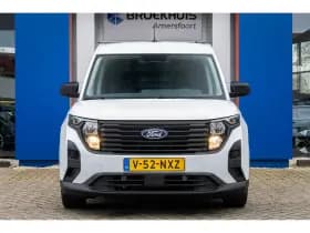 Ford Transit Courier thumbnail 3